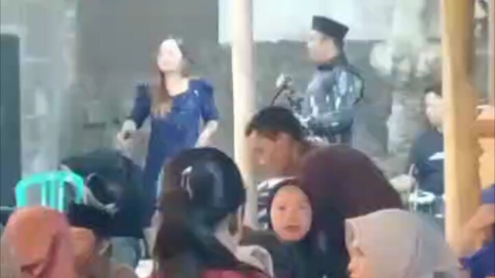 di bikin asik aja