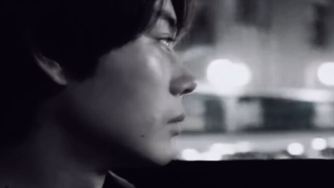 "Why does his appearance suddenly go up and down?"