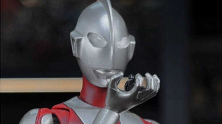 Dai Gechuan’s new…head-changing method, shf fake (new) Ultraman!