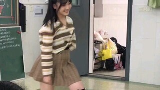 高中生《Talk That Talk》翻跳