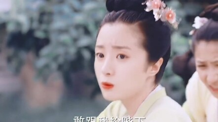 Sebelum dihasut, si bodoh Xiao Lianou juga setiap hari memanggil Kakak itu dan Kakak ini—sangat penu