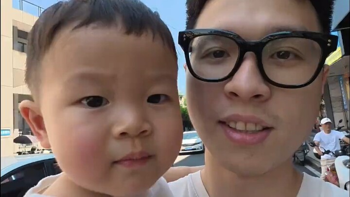 Happy Brothers