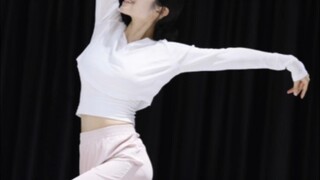 Jazz dancers' classical dance performance changes over the past year