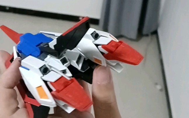 Setelah menyaksikan akibat dari Z Gundam