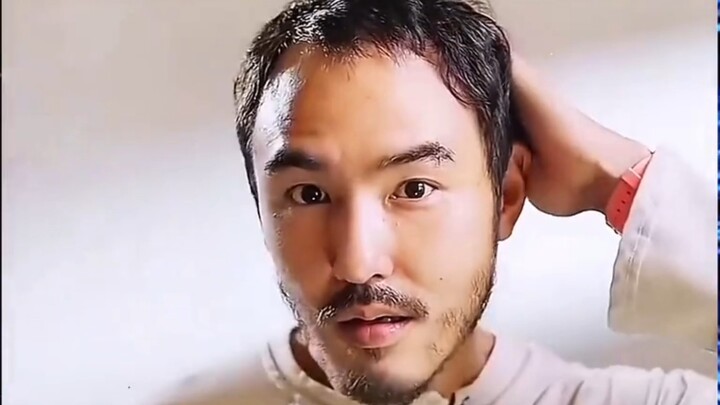 คนที่จริงจังและเด็ดขาดจะไม่พูดพล่ามให้เสียเวลาเลย