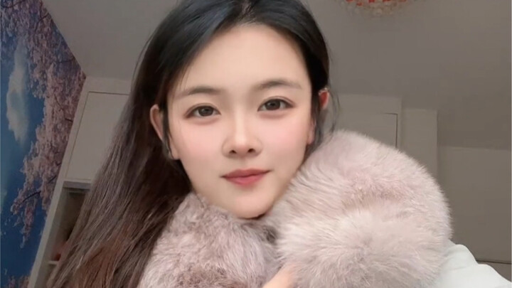 Face filters are really amazing—I’ll never believe there are beautiful women online again!