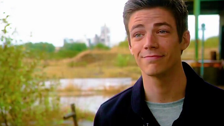 The Flash และ Green Arrow ยิงกัน: "พี่ชาย ฉันรอมาสี่ปีแล้ว!"