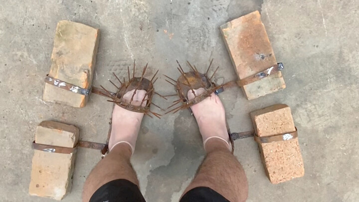 Stable auxiliary shoes