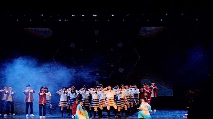 “Do You Want to Dance?” (SNH48 version) | Cover Dance | Freshmen Welcome Gala of the School of Chemi