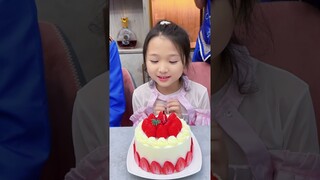 小舞好偏心啊！舞麟衣服都破了还不给他买新的！#斗罗大陆 #唐舞桐与唐老六 #小舞 #唐老六 #唐舞麟