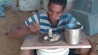 orang mukbang (perfect cut meme)