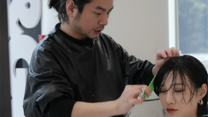 Tutorial gaya rambut pendek ala majalah Jepang | Analisis tingkat buku teks