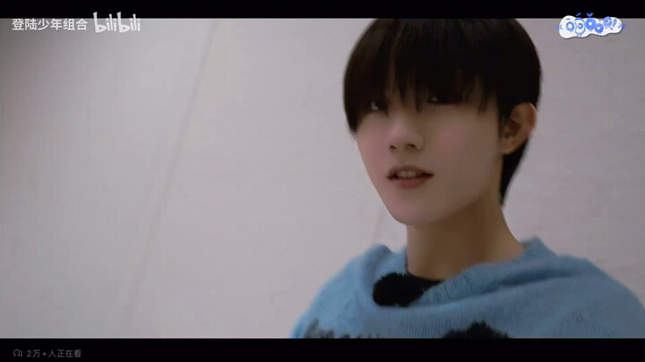 Versi gila materi Su Xinhao untuk “Hey Mama” dengan aksi salto!