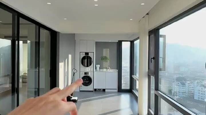 หลังอยู่บ้านใหม่มาปีนึง กลับกลายเป็นแบบนี้! พาทุกคนเดินจากระเบียงถ่ายต่อเนื่องทีเดียว ไปดูสภาพบ้านหล