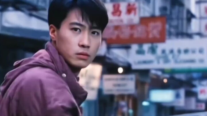 Semoga video ini bisa sampai ke tangan Yang Yang, biar dia tahu apa itu ketampanan yang sesungguhnya