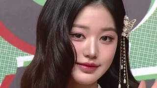 IVE 2025 SBS歌谣大战黑白裙红毯秀！