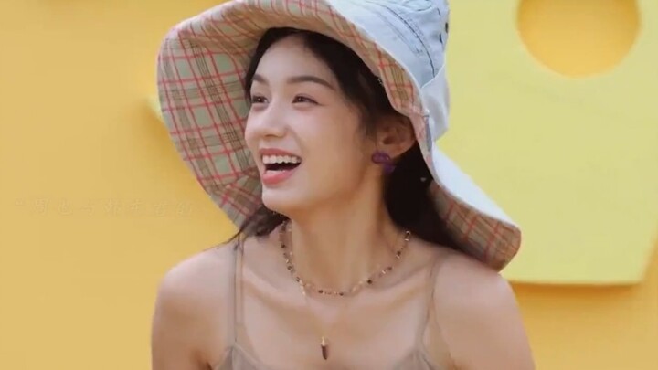 Zhou Ye, next time you hit the trending searches, don’t forget to bring me along—otherwise, I’ll be 