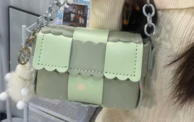 Which princess hasn’t yet received her boyfriend’s handmade first spring bag?