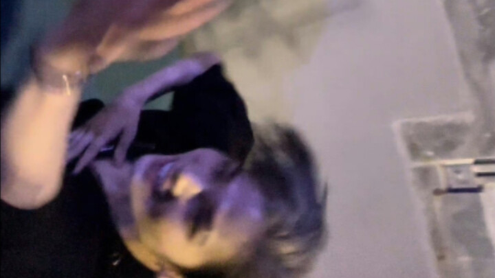 【ENHYPEN】قفزة من 1.8 متر إلى 3 أمتار فقط ليضرب كفّه مع المعجبين ✋