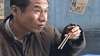 The old man ate thirteen bowls of braised pork in one breath and died on the spot
