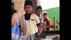 "sholat adalah tiang agama"