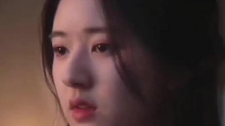 ในต้นฉบับ เสี่ยวเสี่ยวกลับยิ่งน่าสงสารกว่า ดังนั้นหลิงปู๋อี๋รักอวี้ไฉหลิง เหยียนเซิ่นก็รักอวี้ไฉหลิง