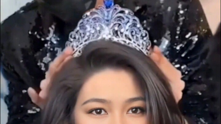 Modeling competition — wish me luck 🤞🏻 | 模特比赛，祝我好运吧 🤞🏻 @mianiyla