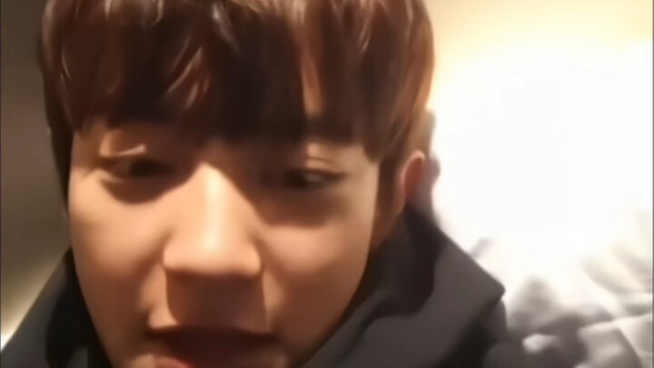 Seven people have read it but won’t reply. Kimchi Fish: You’re so mean, I hate you! (He says these l