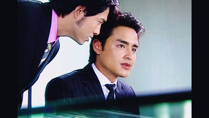 (Shan Junhao | Eyes | Spotting) Not everyone can play the role of a CEO. Just one look from Dan Zong
