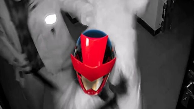 Renderer Lupin Kuaishou Sentai VS Renderer Patroli Sentai Polisi