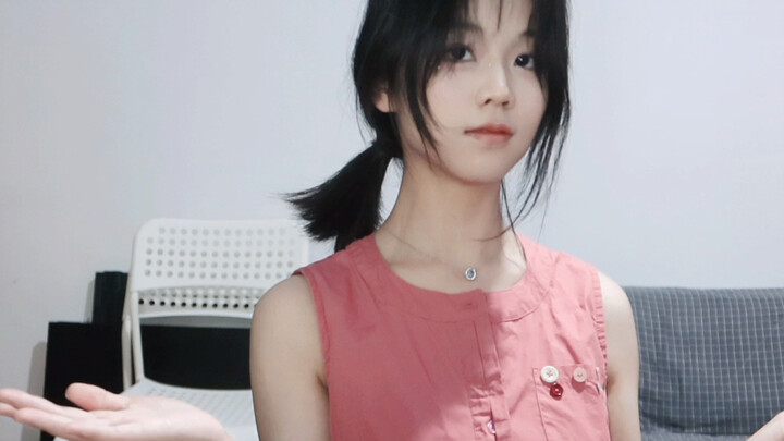 Greetings to my 200,000 fans! I dug out a few women’s outfits…