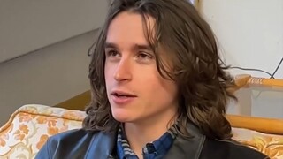 “我们现在是什么关系？”