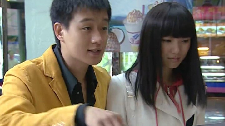 Dulu tokoh utamanya yang dibawa masuk, tapi sekarang pelayannya yang dibawa masuk.