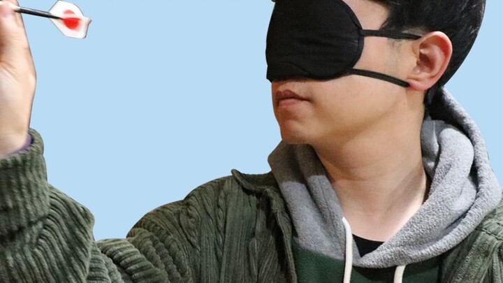Ném phi tiêu vào bản đồ Nhật Bản, nó sẽ bay tới bất cứ nơi nào nó rơi xuống. Kết quả là...