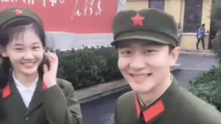 Lễ khởi quay phim "Phương Hoa", nam nữ chính xuất hiện cùng nhau, Hoàng Hiên giới thiệu nữ chính Miê