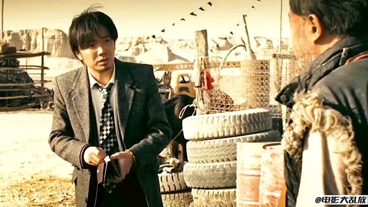 Pemuda ini harus bayar 1.500 yuan untuk isi bensin di daerah terpencil, tapi untungnya ada acara ser