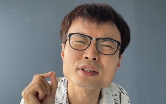Tôi đã từng mơ ước được đi khắp thế giới với một thanh kiếm, và sau khi tốt nghiệp, tôi sẽ nộp phim 