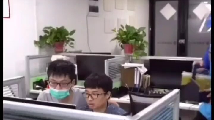 You Have No Idea What Food Delivery Drivers Actually Do