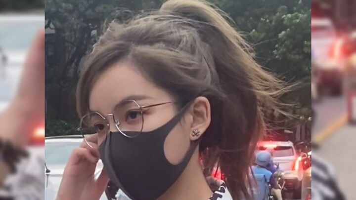 Mengapa pria menyukai sanggul tinggi?