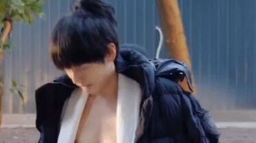 Peng Yuchang and Zhang Chulan's abdominal muscles behind the scenes