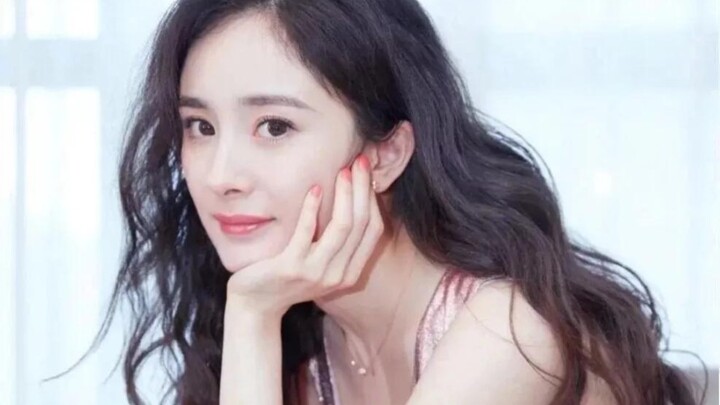 ต้าถี่หมีสุดเซ็กซี่ที่ออนแอร์อยู่ ใครจะไม่หลงรักกันล่ะ? เต็มเปี่ยมไปด้วยพลังบวก ▶หยางมี่◀