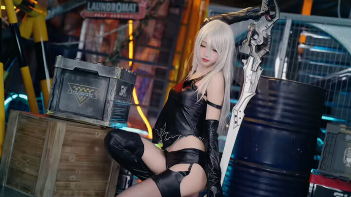 Nier: Automata A2 cosplay photoshoot