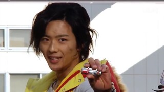 [氿氿] I first saw Juden Sentai Kyoryuger 01, it was quite interesting