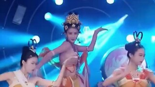 Evergrande National Song and Dance Troupe (54): Sleeves dancing, graceful women showing oriental cha