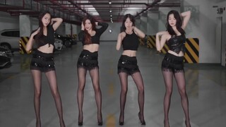 这腿、这黑丝、这身材、这脸蛋还不值得你一键三连吗？
