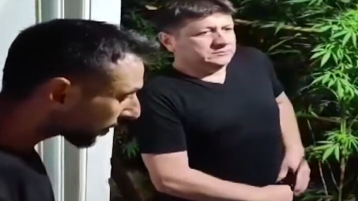 Şahin Bey mide kanseri olan babası için sağlıklı bitkiler dikmiş allah şifaya kavuştursun inşalah