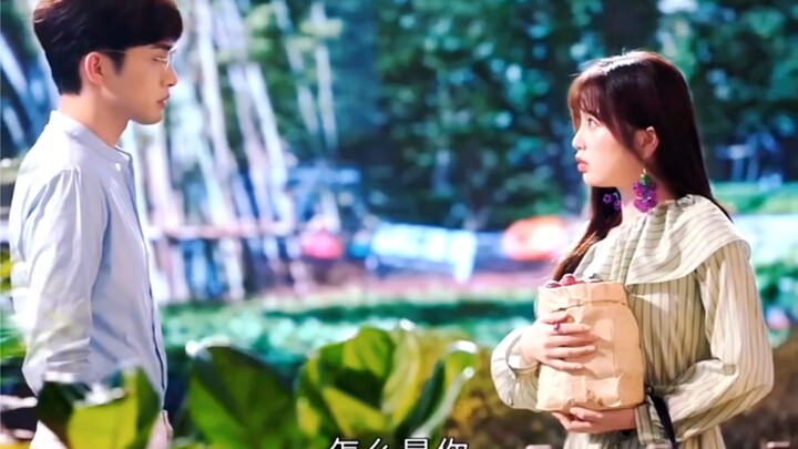 Thương thầm một chiều lúc nào cũng chua xót; mối tình đơn phương ngày xưa lại bị coi như trò cười.