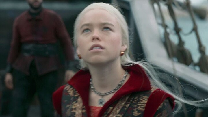 Daemon Targaryen arrives after defeated crab feeder