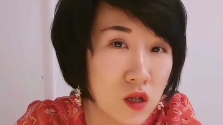 Last year, Big Fat’s wife bought me a Mother’s Day gift at the convenience store.