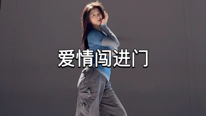 الأخت حقًا تدللكم كثيرًا، لقد انتهيت بالفعل من تصميم نصف الأغنية (الجزء الكورالي سبق نشره) #تصميم_رق